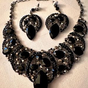 Beautiful black and silver crystal bib necklace and earrings set.